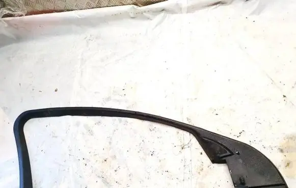 Jaguar XF Front door glass trim molding 8x2320891a 8x23-20891-a