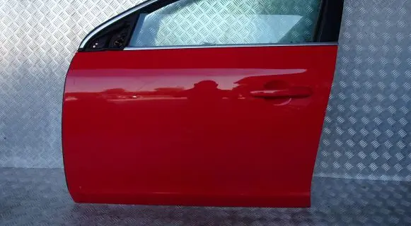 Volvo V60 Front door