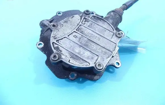 Mercedes-Benz E W210 Vacuum pump 0002303665 IMPRK1007228
