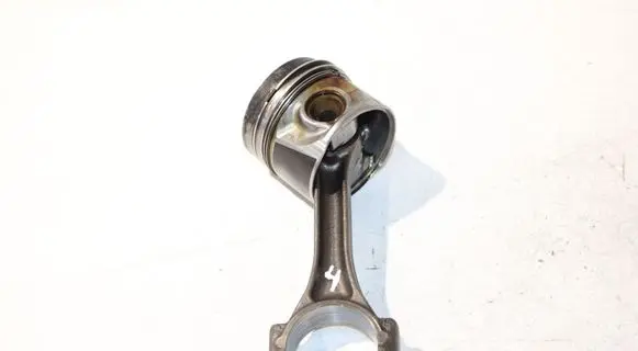 Volkswagen Golf VI Piston with connecting rod 03LA
