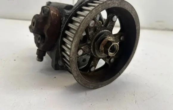 Toyota Avensis T250 Fuel injection high pressure pump 221000G010 01G00402 HU2940000061