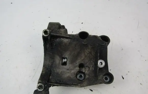 BMW 3 E46 Engine mounting bracket