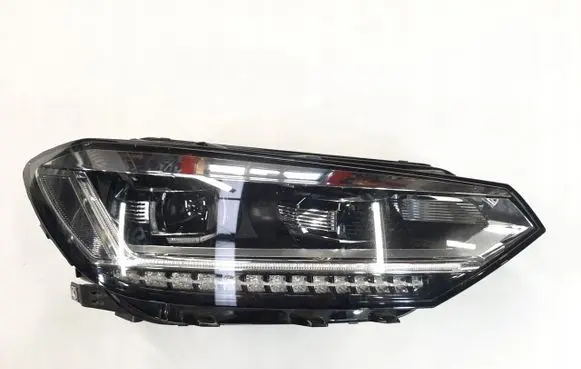 Volkswagen Touran III Headlight/headlamp 5TB941082A