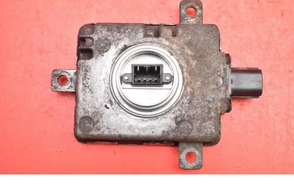 Honda FR-V Voltage converter/converter module W3T13072