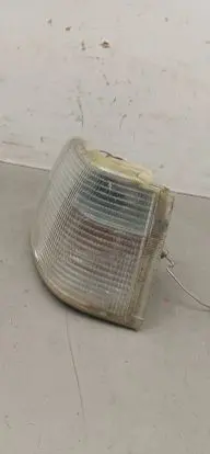 Volvo 850 Front indicator light 9151449 6817028 9133105