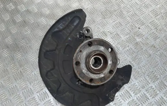 Volkswagen Golf VII Front wheel hub spindle knuckle 5Q0407258A