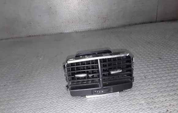 Audi A6 S6 C6 4F Rear air vent grill 4F0819203C