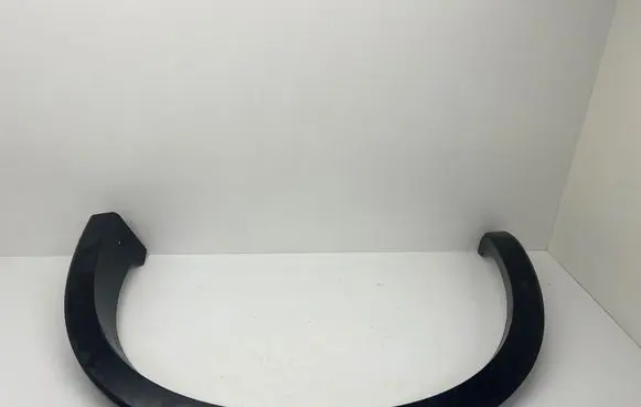 Front arch trim