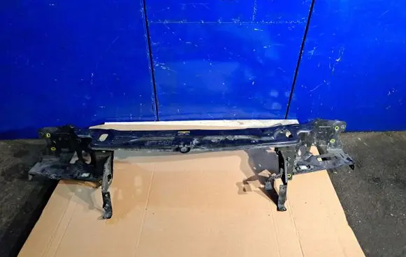 Volvo XC90 Top upper radiator support slam panel 31212702 31202817