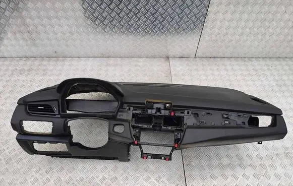 BMW 2 F45 Dashboard 7620636
