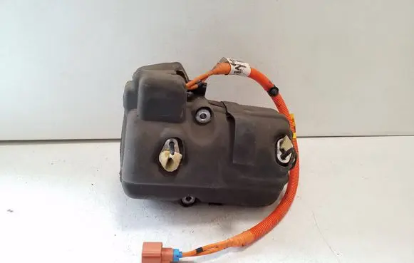 Tesla Model S Air conditioning (A/C) compressor (pump) 106336900E 103211600E