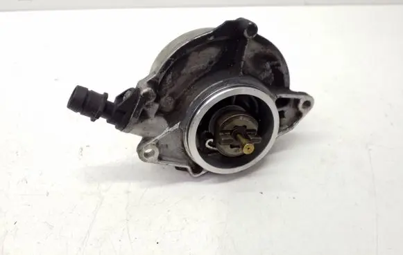 Audi Q7 4L Vacuum pump 057145100AE