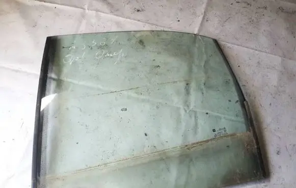 Fiat Doblo Front door window glass four-door as2