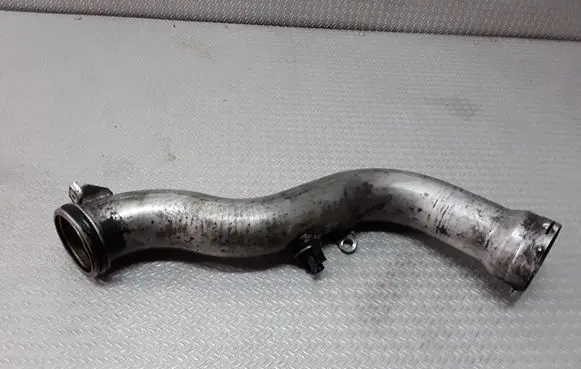 Mercedes-Benz S W220 Turbo air intake inlet pipe/hose