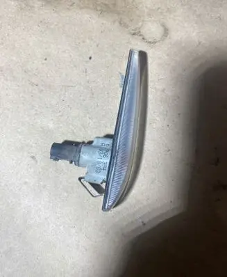BMW 7 E65 E66 Front fender indicator light 6906394