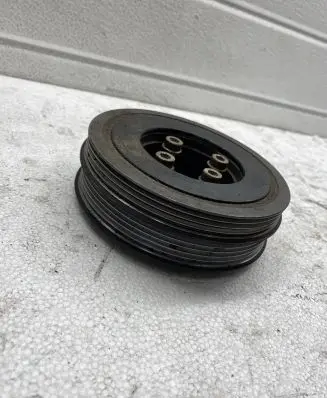 Audi A6 S6 C5 4B Crankshaft pulley 038105243