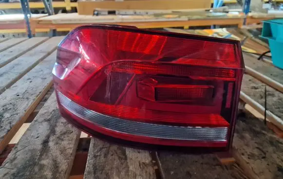 Volkswagen Touran III Rear/tail lights 5TA945095A