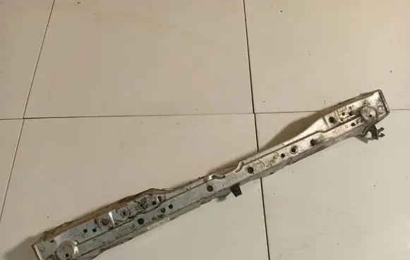 Honda FR-V Engine bonnet/hood lock trim molding
