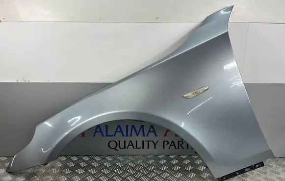 BMW 5 E60 E61 Fender 
