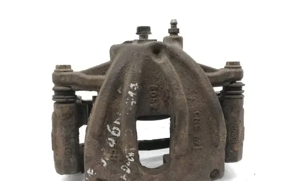 Toyota Corolla Verso E121 Front brake caliper