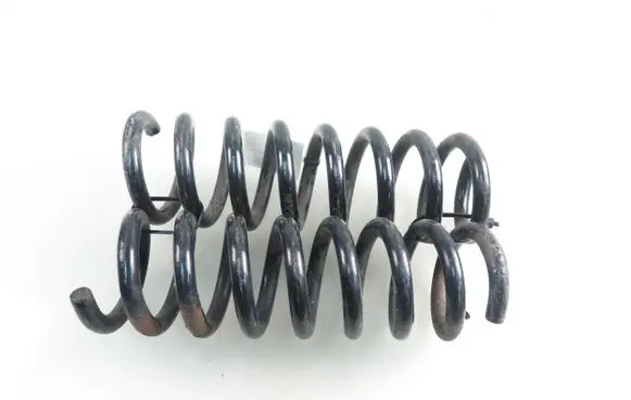 Mercedes-Benz C W204 Rear coil spring