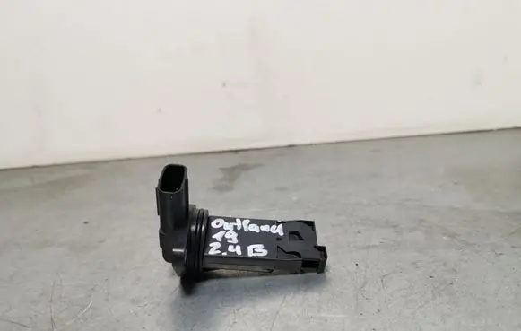 Mitsubishi Outlander Mass air flow meter 1525A052