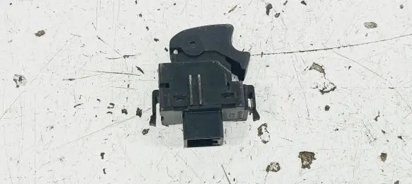 Toyota Corolla Verso AR10 Electric window control switch 848100F010