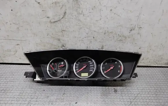 Nissan Primera Speedometer (instrument cluster) AV663