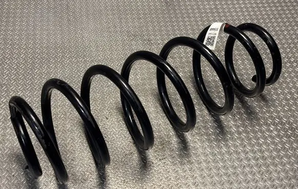 Jeep Grand Cherokee WL Front coil spring 68375154AB 5154AB