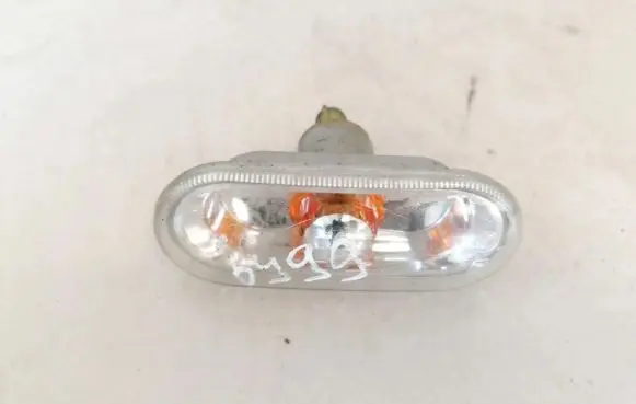 Seat Altea Front fender indicator light 6l0949117a