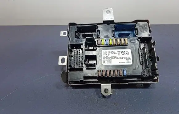 Fiat Tipo Fuse box set 00521337100