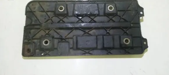 Battery box tray