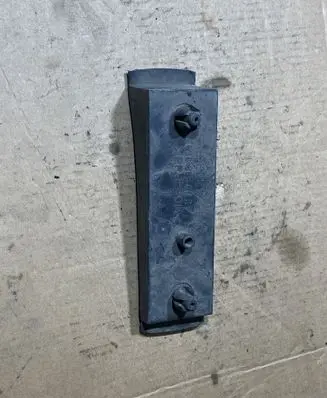 Mercedes-Benz Vito Viano W638 Front bumper mounting bracket A6388850021 6388850021