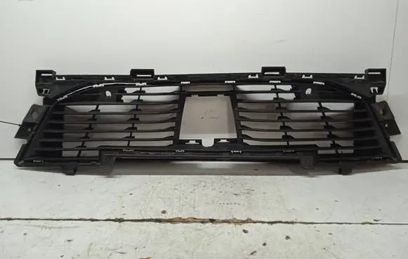 Peugeot 2008 II Front bumper lower grill 9826327480 99922437