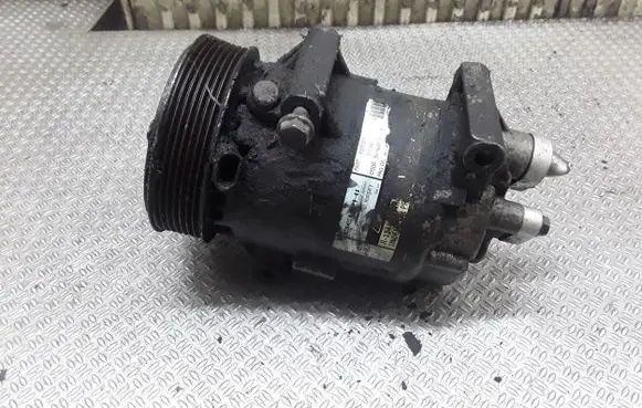 Renault Megane II Air conditioning (A/C) compressor (pump) 8200309193