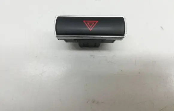 Ford Mondeo MK IV Hazard light switch Bs7t13a350aa