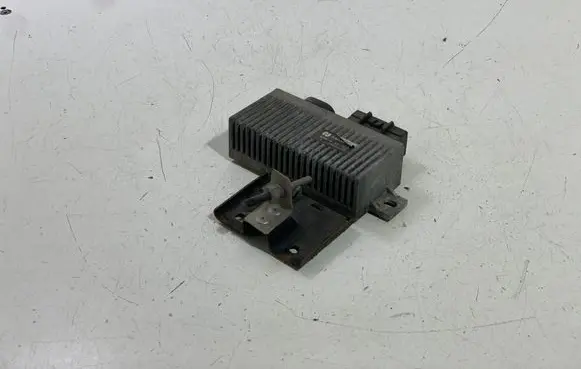Renault Laguna II Glow plug pre-heat relay 7700111525