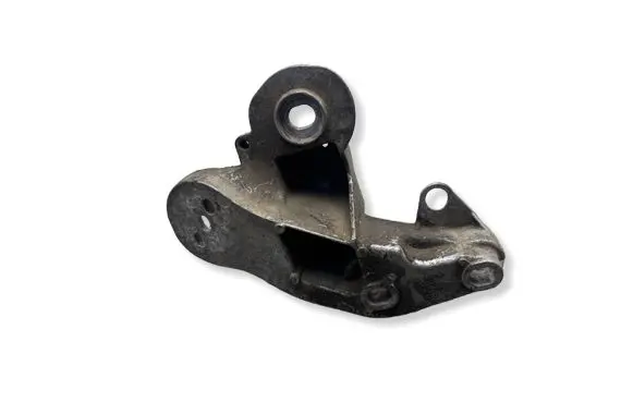 Audi A6 S6 C6 4F Engine mounting bracket 4F0199351H
