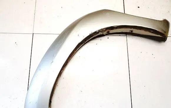 Toyota Hilux (AN10, AN20, AN30) Front arch trim 530880k060 53088-0k060