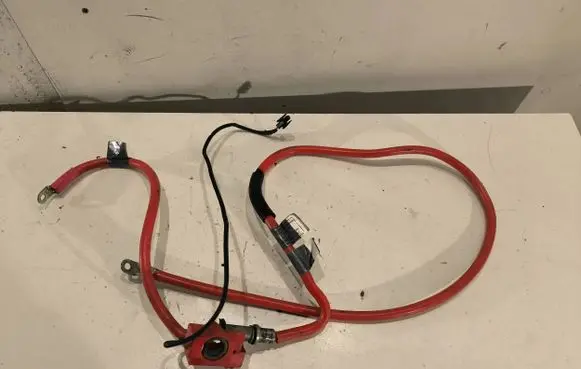 Volkswagen Phaeton Positive cable (battery) 6944536