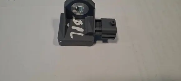 Suzuki Splash Airbag deployment crash/impact sensor 3893051K10