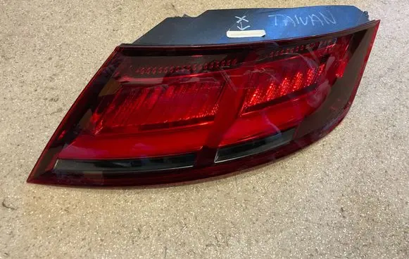 Audi TT TTS RS Mk3 8S Rear/tail lights 8S0945096