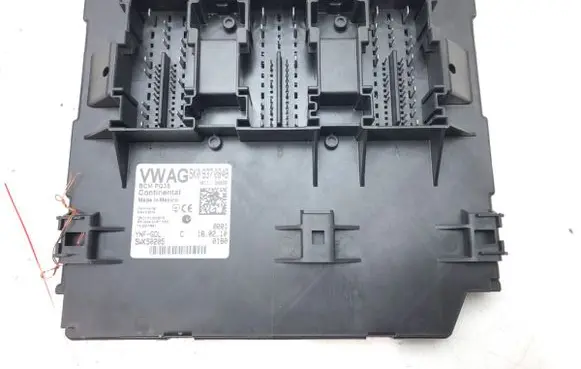 Volkswagen Golf VI Other control units/modules 5K09370845