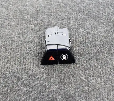 BMW 5 G30 G31 Hazard light switch 2C699304701 6993047