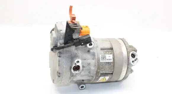 Hyundai Kona I Air conditioning (A/C) compressor (pump) 97701K4000