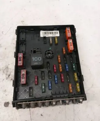 Volkswagen PASSAT B6 Fuse module 3C0937125 63592777