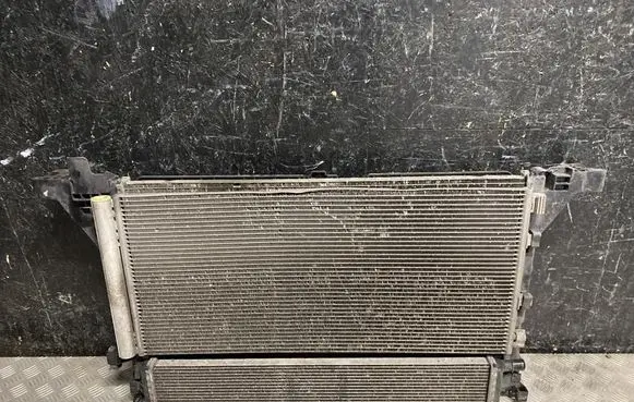 Renault Master III Radiator set 214106556R