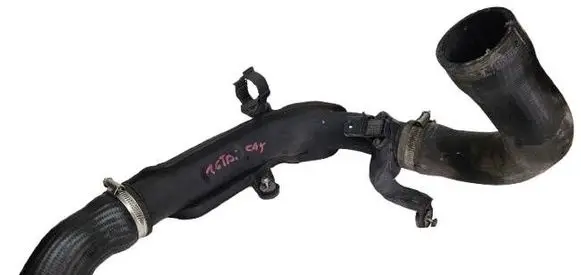 Intercooler hose/pipe