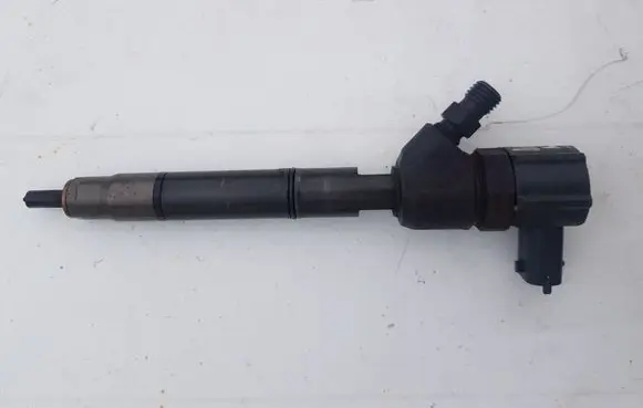 KIA Sportage Fuel injector 0445110411