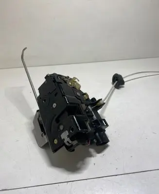 Audi A4 S4 B6 8E 8H Front door lock 4B1837015G 4B183 PA66302GF